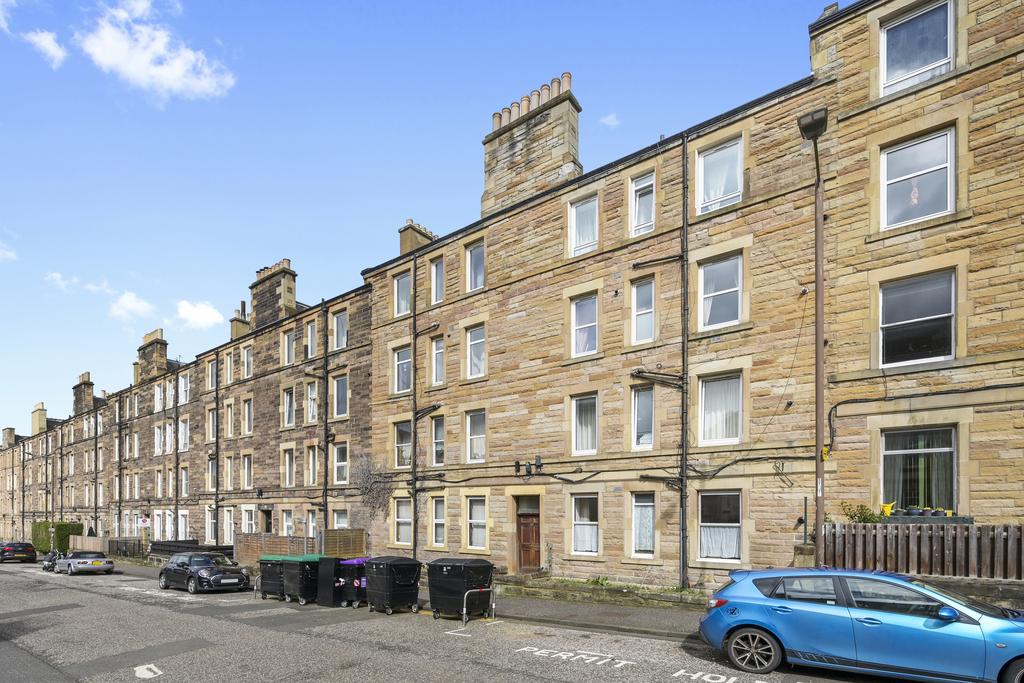 31/3F2, Stewart Terrace, Edinburgh... 1 bed flat for sale £145,000