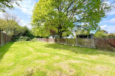 2 bedroom semi-detached house for sale, Glebe Road, Wickford, Essex SS11