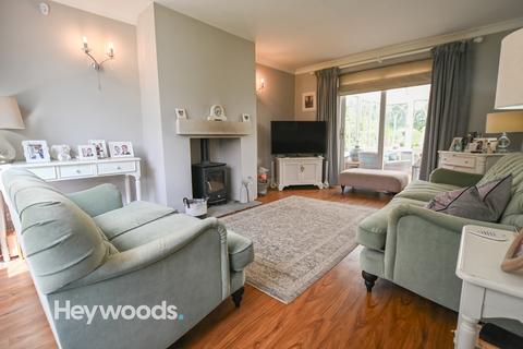 3 bedroom detached house for sale, Abbots Way, Westlands, Newcastle under Lyme