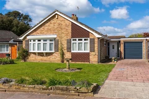 2 bedroom bungalow for sale, Fernhurst Drive, Goring-by-Sea, Worthing, West Sussex, BN12