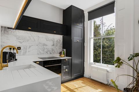 1 bedroom flat for sale, St Pauls Road, Highbury & Islington N1