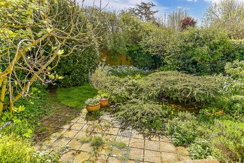 8 Dover Road, Worthing, BN11 5NR