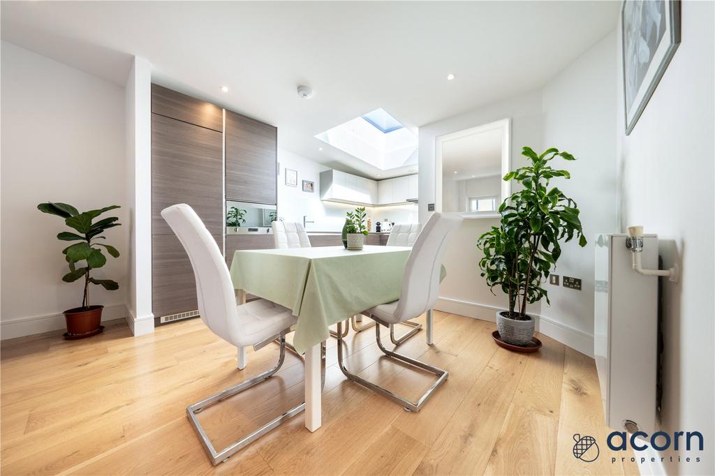 Woodcroft Apartments, Grove Park NW9 1 bed apartment for sale £350,000