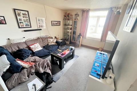 2 bedroom flat for sale, Kenilworth Court, Sulgrave, Washington, Tyne and Wear, NE37 3EG