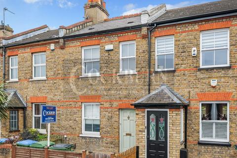 2 bedroom terraced house to rent, Green Lane, New Eltham, SE9