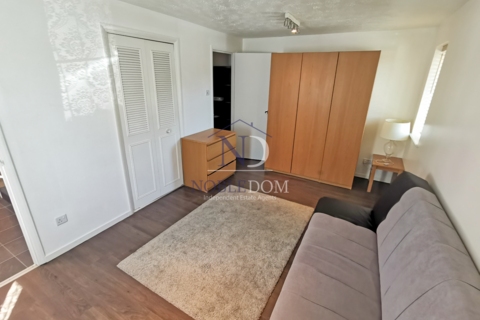 Studio for sale, Vicars Bridge Close, Wembley, HA0