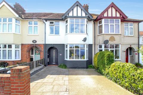 3 bedroom terraced house for sale, Rayleigh Road, Leigh-on-Sea, Essex, SS9