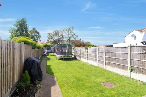 3 bedroom terraced house for sale, Rayleigh Road, Leigh-on-Sea, Essex, SS9