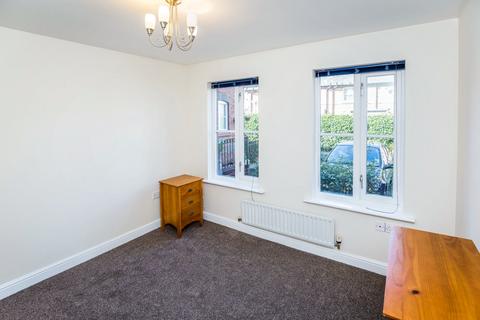 2 bedroom apartment to rent, Towergate, Chester, CH1