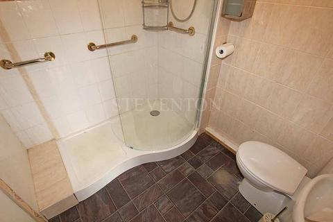 57 Bridgnorth Road, Wolverhampton, WV6 8AF
