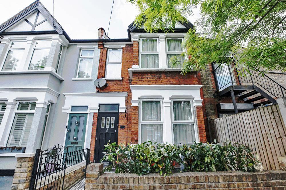 Rhodesia Road, London E11 3 bed terraced house for sale £750,000