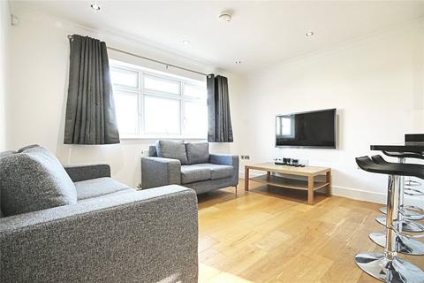 2 bedroom flat to rent, Chase Road, London, N14