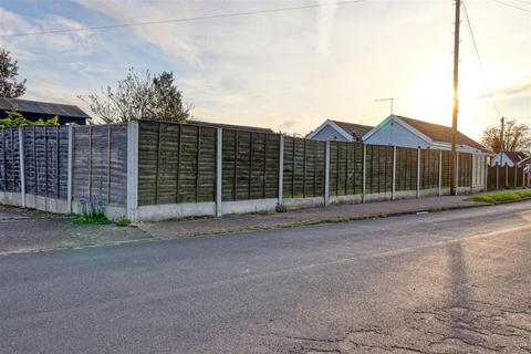 192 Burrs Road, Clacton-on-sea, CO15 4LH
