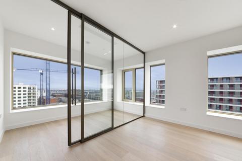 2 bedroom apartment to rent, Deanston Building, Riverscape, London, E16