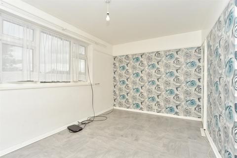 45 Estuary Road, Sheerness, ME12 1DZ