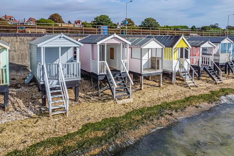 Detached house for sale, Thorpe Esplanade, Thorpe Bay SS1