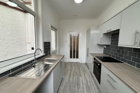 3 bedroom property to rent, Newbold Street, Elton, Bury, BL8 2RR
