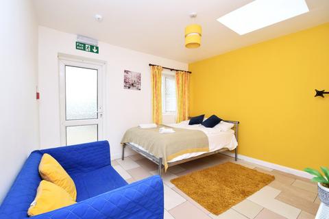 1 bedroom flat to rent, 39 Maybank Avenue, Greater London HA0