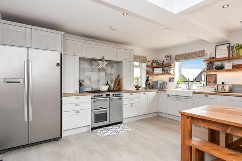 104 Ness Road, Shoeburyness, Southend-on-sea, SS3 9DJ