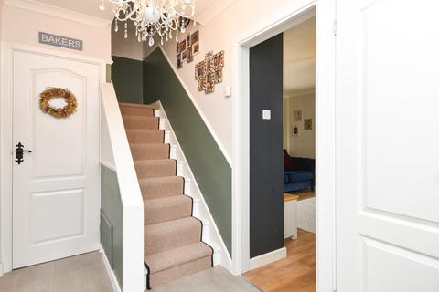 104 Ness Road, Shoeburyness, Southend-on-sea, SS3 9DJ
