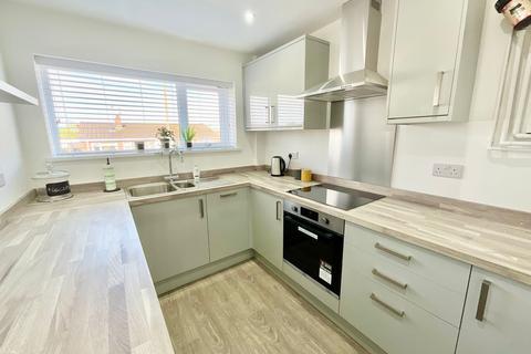 20 Balmoral Close, Stoke-on-trent, ST4 8QJ