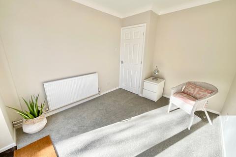 20 Balmoral Close, Stoke-on-trent, ST4 8QJ