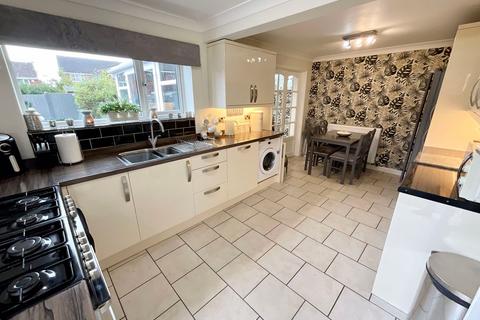 4 bedroom link detached house for sale, Fernwood, Stafford, ST16