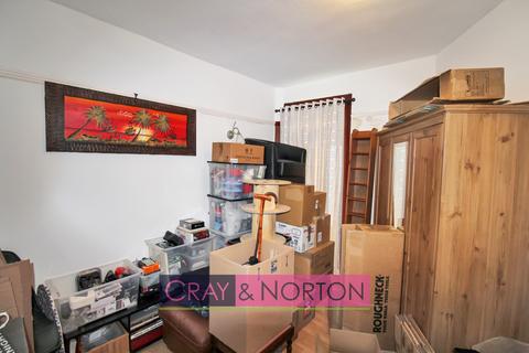 65 Whitehall Road, Thornton Heath, CR7 6AF