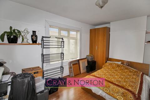 65 Whitehall Road, Thornton Heath, CR7 6AF