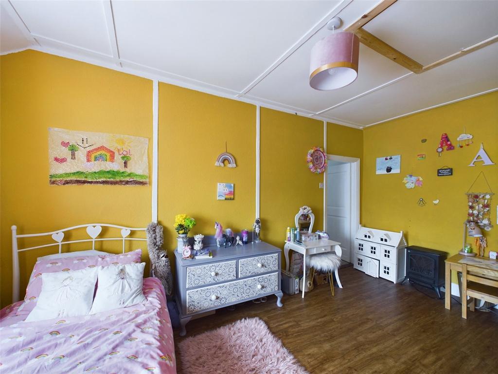 Bedroom 3 (2)