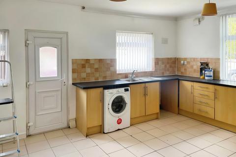 3 bedroom terraced house to rent, Green Lane, Liverpool L13