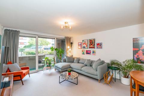 2 bedroom ground floor flat for sale, 4/1 East Pilton Farm Avenue, Fettes, Edinburgh, EH5 2GA