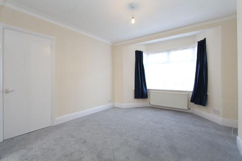 4 bedroom semi-detached house to rent, Kenwyn Drive, London, NW2