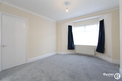 4 bedroom semi-detached house to rent, Kenwyn Drive, London, NW2