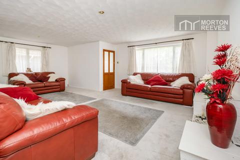 3 bedroom chalet for sale, Chestnut Road, Watton, Thetford, Norfolk
