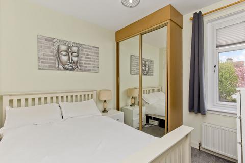 2 bedroom flat for sale, 9/4 Glendevon Park, Edinburgh, EH12 5XD