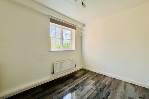 2 bedroom apartment for sale, Greenhaven Drive, Thamesmead London, SE28 8FR