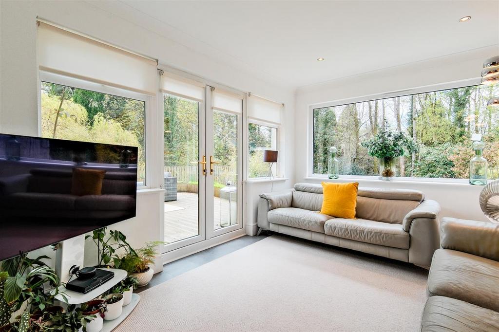Open Plan Sun Room