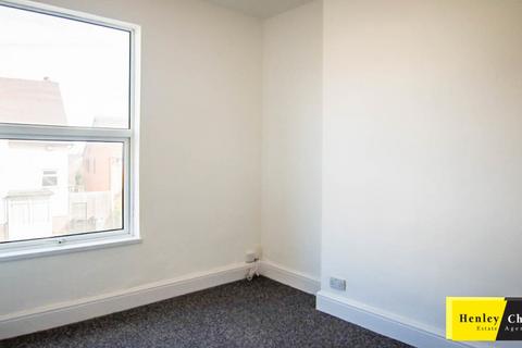 2 bedroom flat to rent, Woodend Road, Birmingham B24
