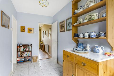 79 Strongbow Crescent, Eltham, London, SE9 1DW