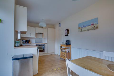 24 Chantry Place, Kiveton Park, Sheffield, S26 6LJ
