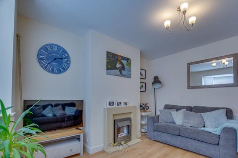 24 Chantry Place, Kiveton Park, Sheffield, S26 6LJ