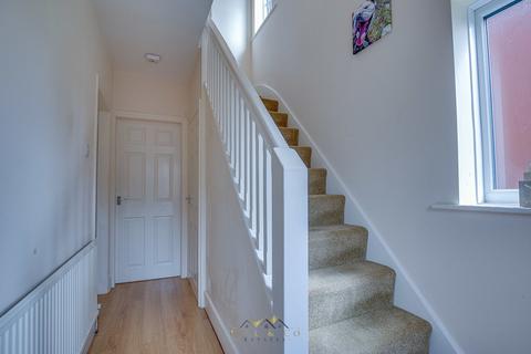 24 Chantry Place, Kiveton Park, Sheffield, S26 6LJ