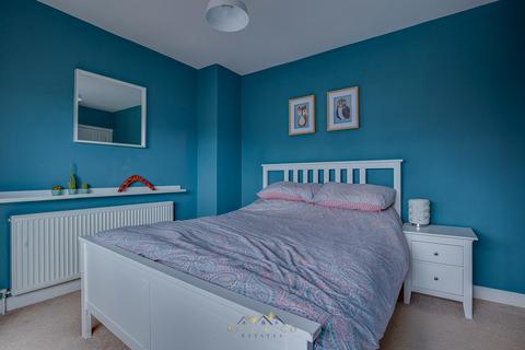 24 Chantry Place, Kiveton Park, Sheffield, S26 6LJ