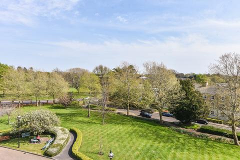 2 bedroom apartment for sale, King George Gardens, Chichester PO19
