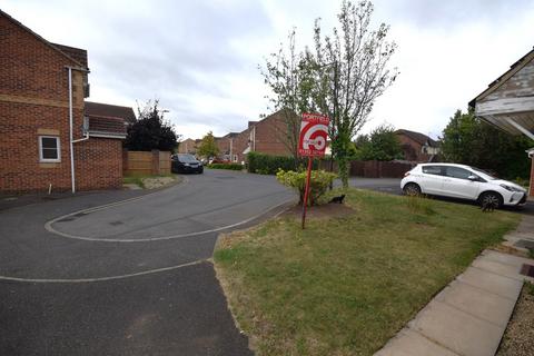 3 bedroom semi-detached house for sale, Castle Avenue, Doncaster DN11