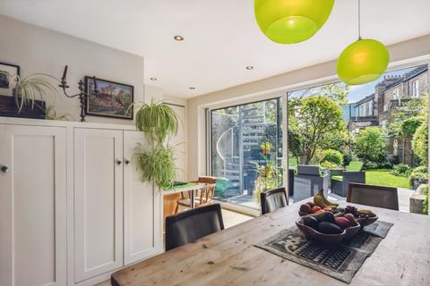 3 bedroom terraced house to rent, Mildmay Road, London