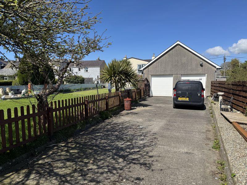 Driveway &amp; Garage