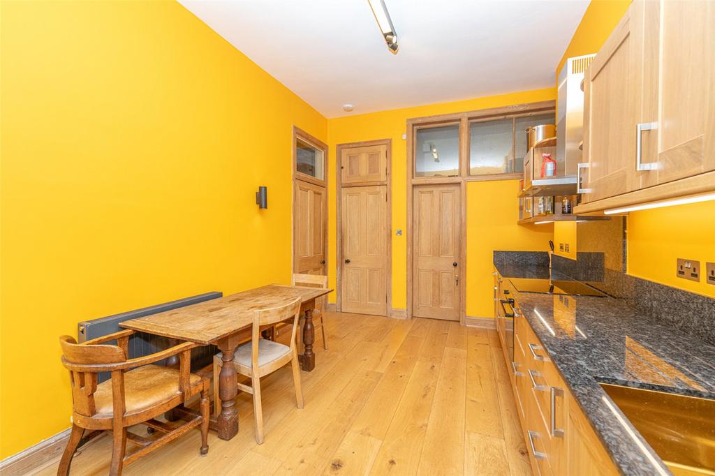 Dining Kitchen Alt