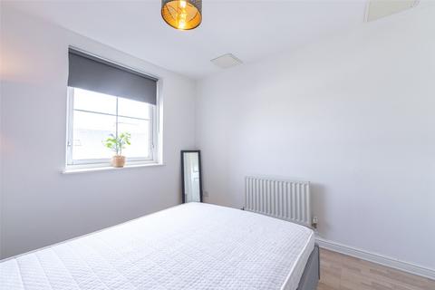 6/12 Mitchell Street, Edinburgh, EH6 7BD